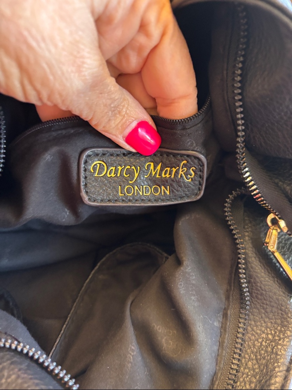 Darcy Marks London Black Leather Hobo Bag with Pouch - Picture 9 of 9
